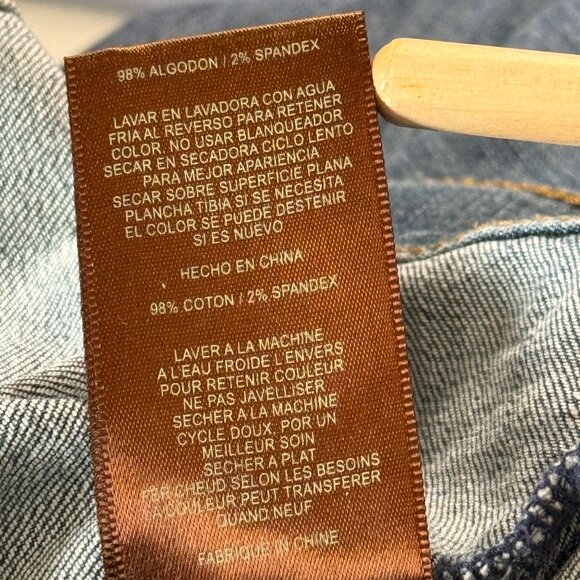 Kut From The Kloth Denim Jacket Womens XL Button Front Classic Blue Jean Jacket - Picture 7 of 9